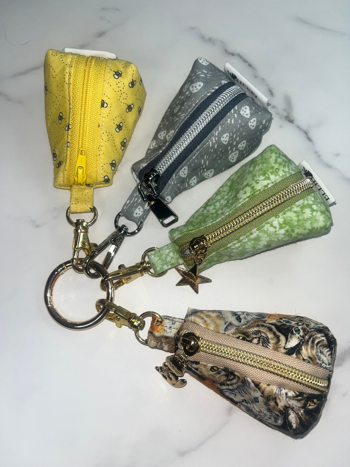 Triangle Clip-on Coin Purse