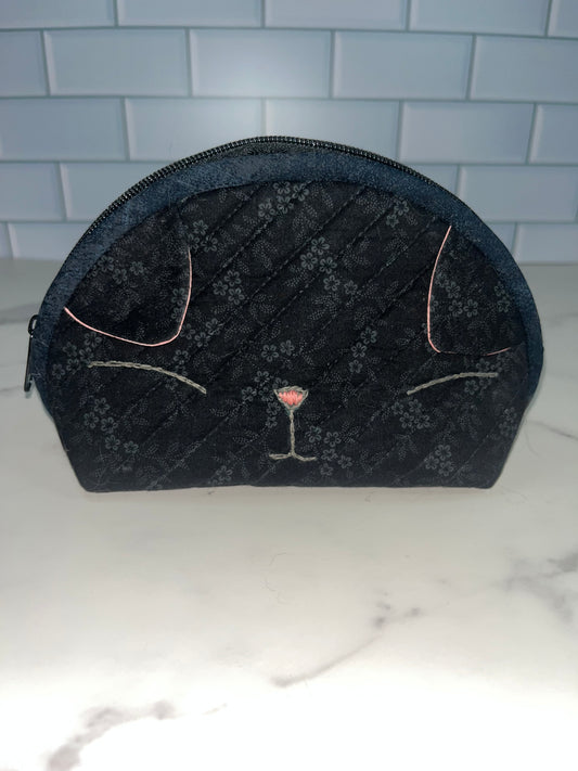 Noir Kitty Zip & Go Bag